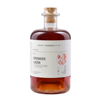 Strawberry liqueur